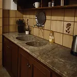 Elaphos House Appartement *